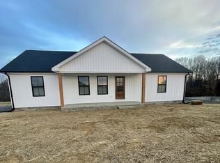5188 Galen Rd, Lafayette, TN 37083