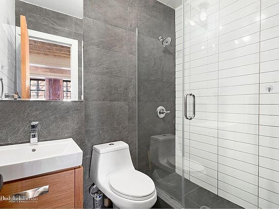 4th image of 42 Horatio St APT 7