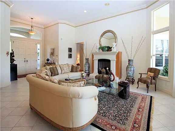 4th image of 4361 SE Waterford Dr