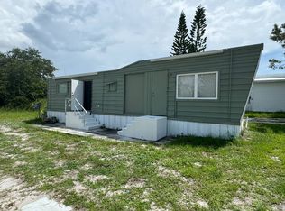 208 Pecan Pl, Fort Pierce, FL 34946