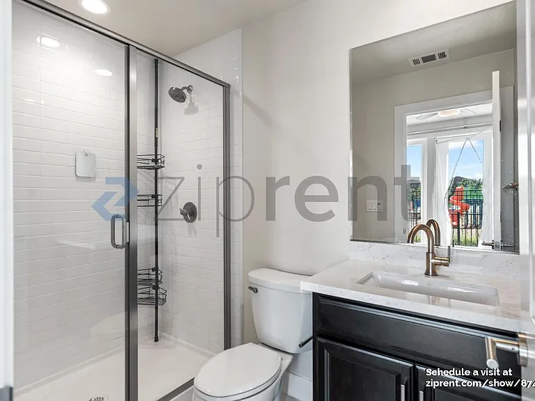 1757 Hazelnut Ln — Photo 25