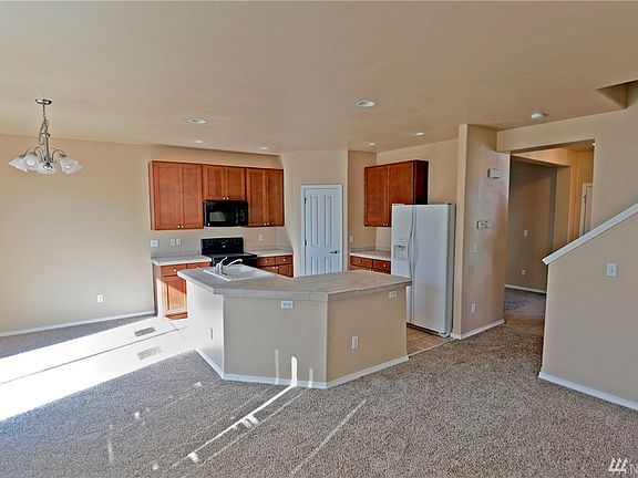 4th image of 18907 96th Avenue Ct E