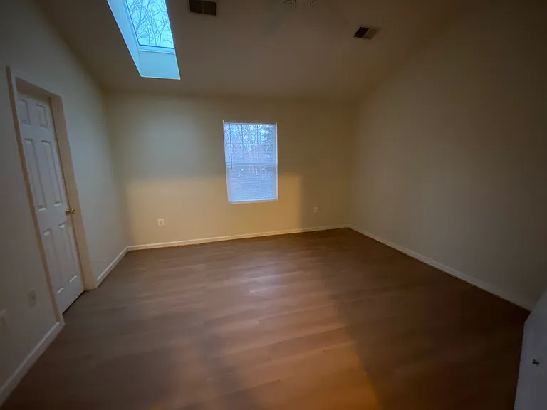 5636 Crestwood Ct — Photo 13