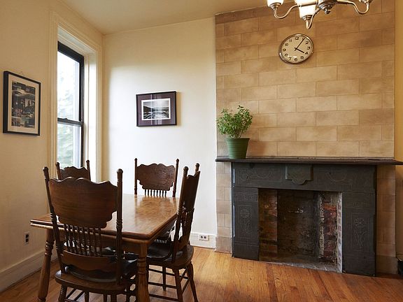 3rd image of 398 7th Ave APT 4