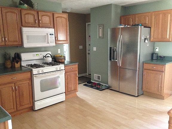 4th image of 1894 Bunker Dr NE