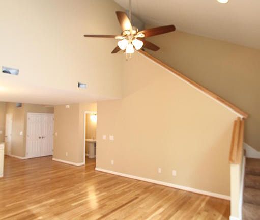 4th image of 201 Blackbird Village Cir