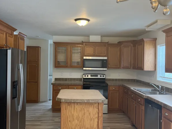 (undisclosed Address), Hancock, MI 49930