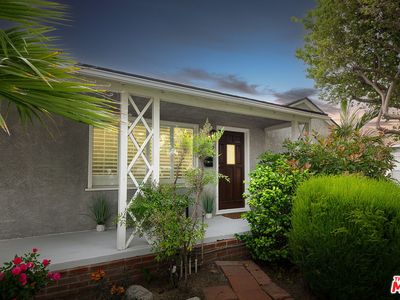 7412 Blewett Ave, Van Nuys, CA, 91406