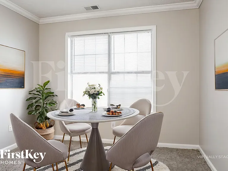120 Grayview Ct — Photo 8