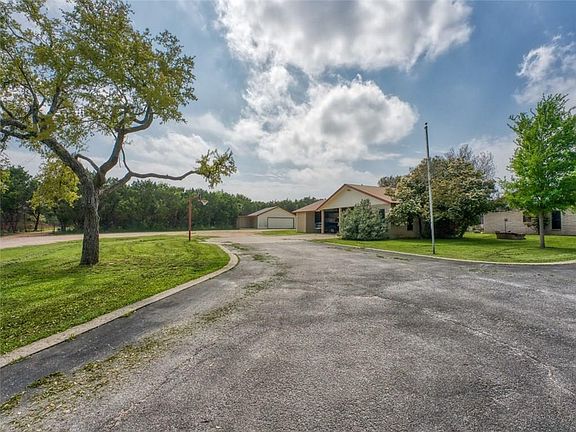 5th image of 241 Stanberry Ln