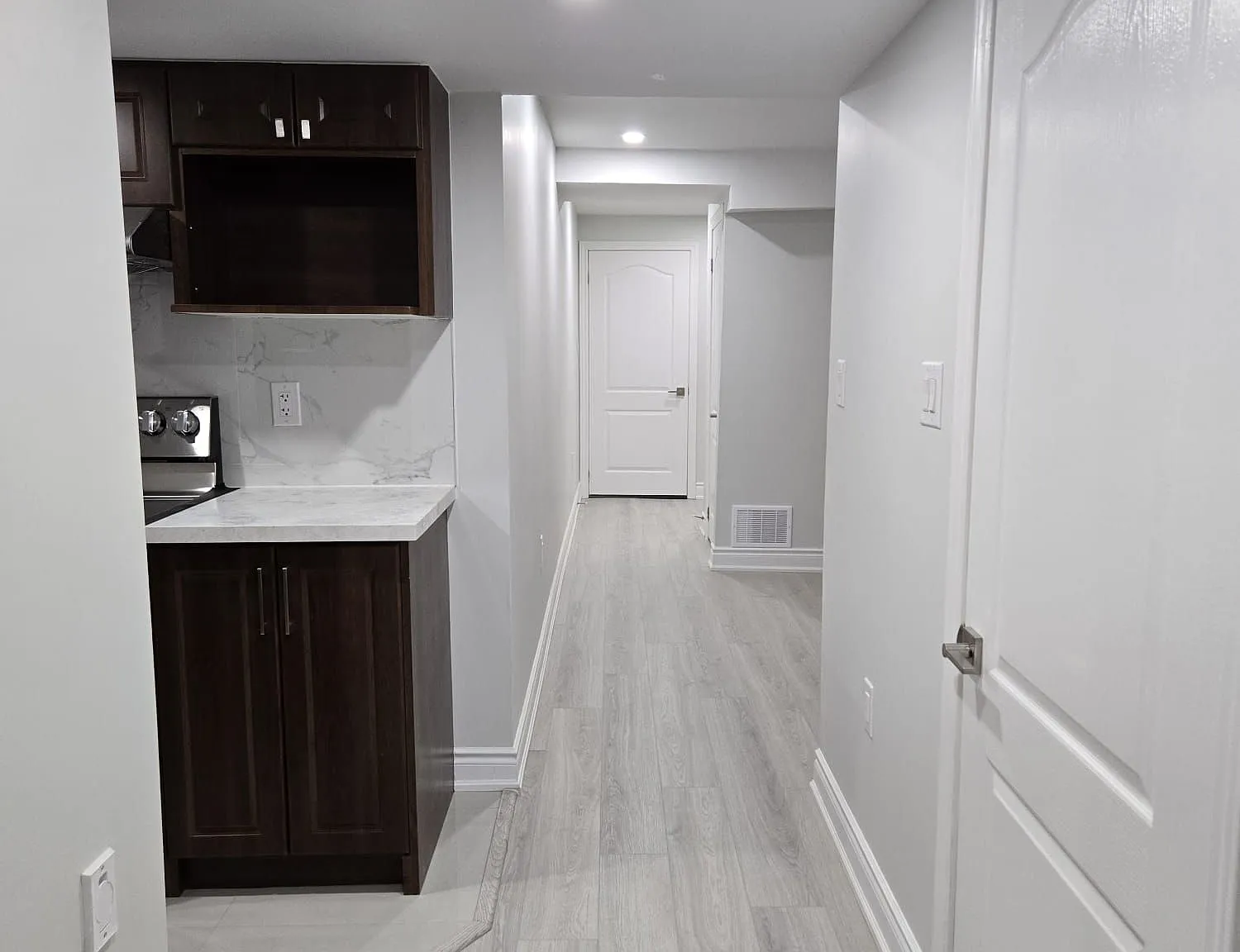 2 bed, $1,600 — Photo 4