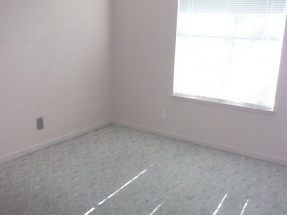 2nd image of 6050 Sunbird Dr