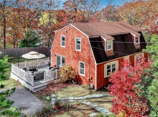 89 Narrow Ln, Charlestown, RI 02813