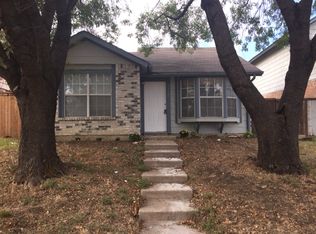 9948 Lone Eagle Dr, Fort Worth, TX 76108
