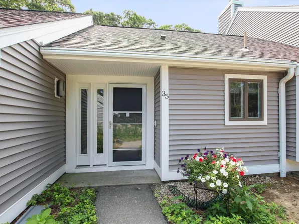 35 Woodrise Road #35, Falmouth, MA 02540