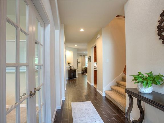 4th image of 7715 Huddleston Ln