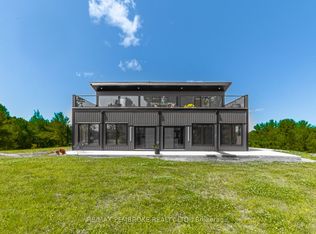102 Rantz Rd, Petawawa, ON K8H2W8