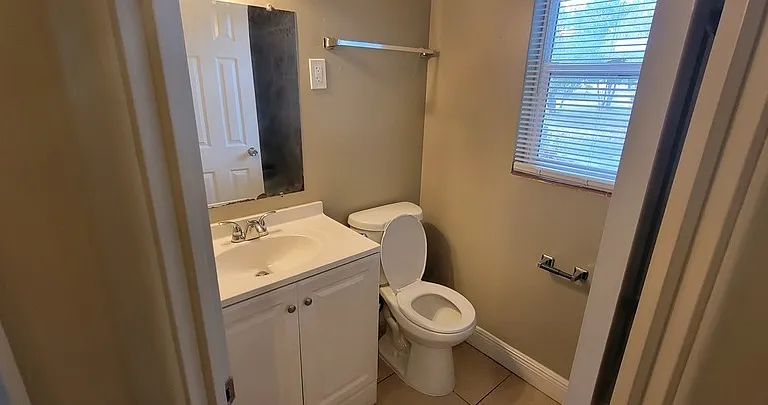 6430 Polk St — Photo 14