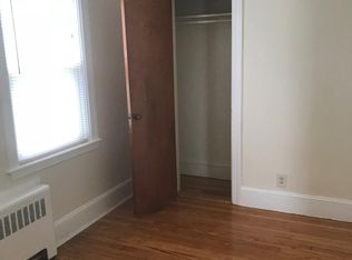 22 Blossom St, Chelsea, MA 02150