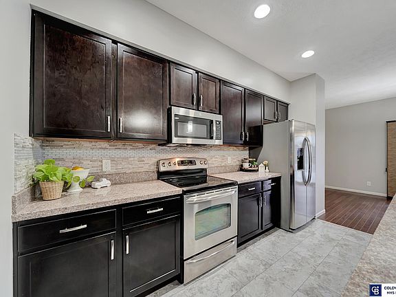 5th image of 250 N 23rd St