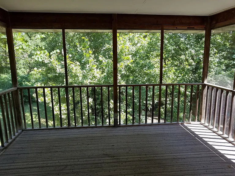 2305 Primrose Dr — Photo 17