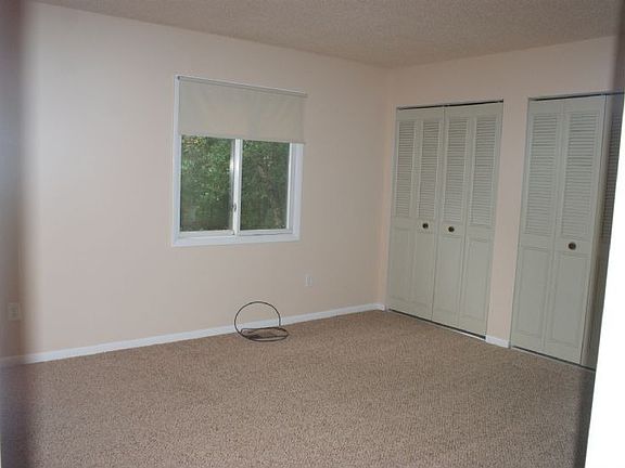 5th image of 2200 E Wayfare Ct