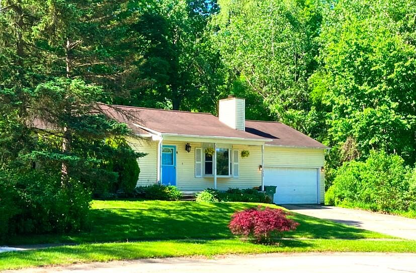 1st image of 369 Tanglewood Cir