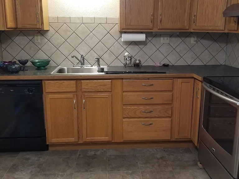 824 Broadway Ave #4 — Photo 7