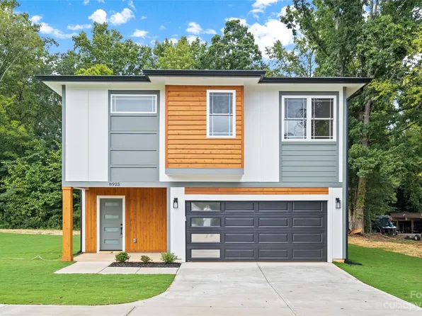 8925 Harrisburg Rd, Charlotte, NC 28215