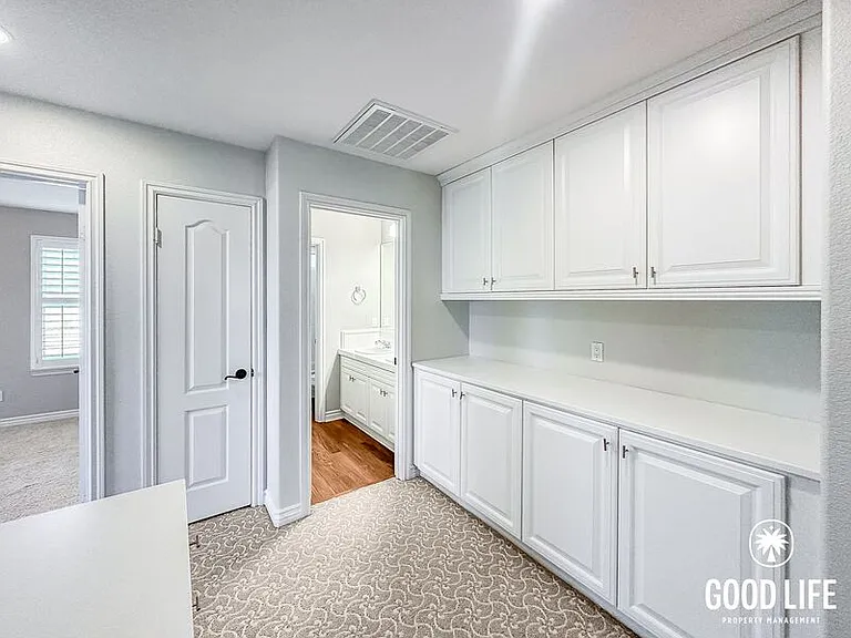 823 Scenic Terrace Pl — Photo 18