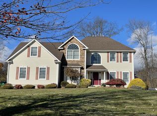 44 Harrisons Trail, Hopewell Junction, NY 12533