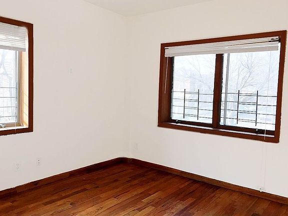5th image of 544 Brooklyn Ave #3A