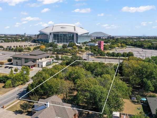 818 E Rogers St, Arlington, TX 76011