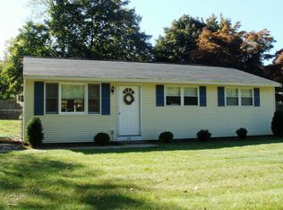 20 George St, Plainville, MA 02762