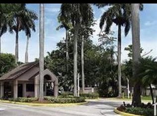 14140 SW 93rd Ln, Miami, FL 33186