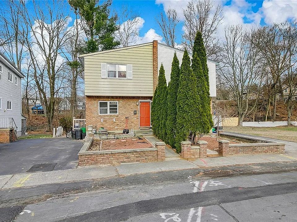 1st image of 30 Lonergan Dr
