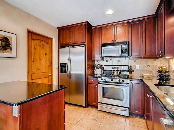 3rd image of 1014C Alto St