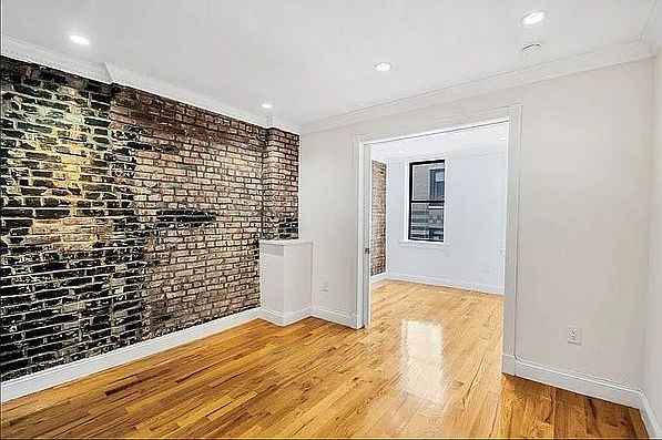 1st image of 7 Cornelia St APT 3F
