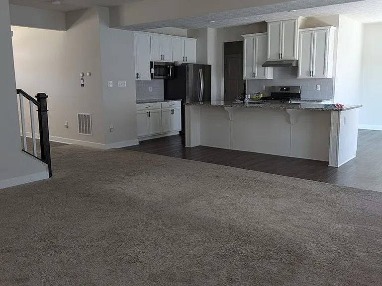 417 Sydney Dr — Photo 11