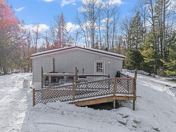 3rd image of 901 Village Road
