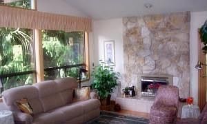 4th image of 20419 14th Ave W