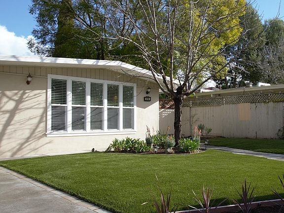 3rd image of 816 Sutter Ave