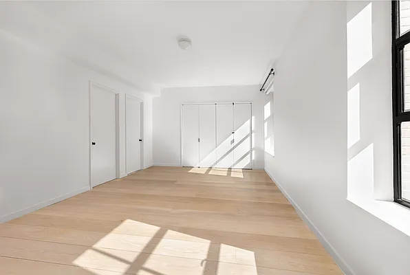 Rented by Compass | media 4
