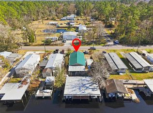 123 Walt Ln, Satsuma, FL 32189
