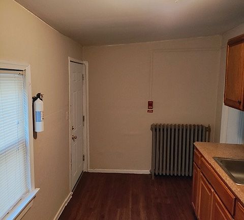 5th image of 4625 Pulaski Ave APT 1