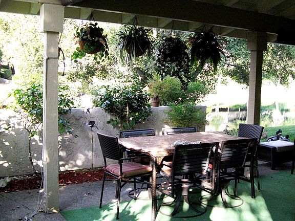 Patio Dining Area