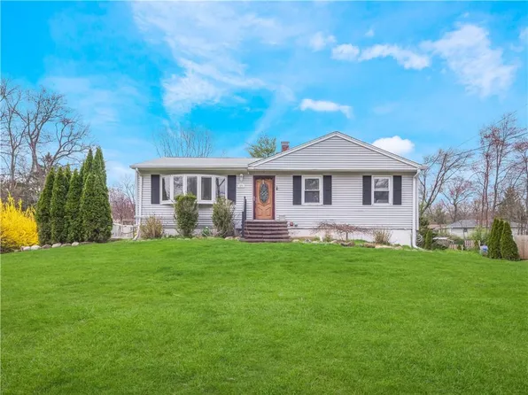 373 Ehrhardt Road, Pearl River, NY 10965