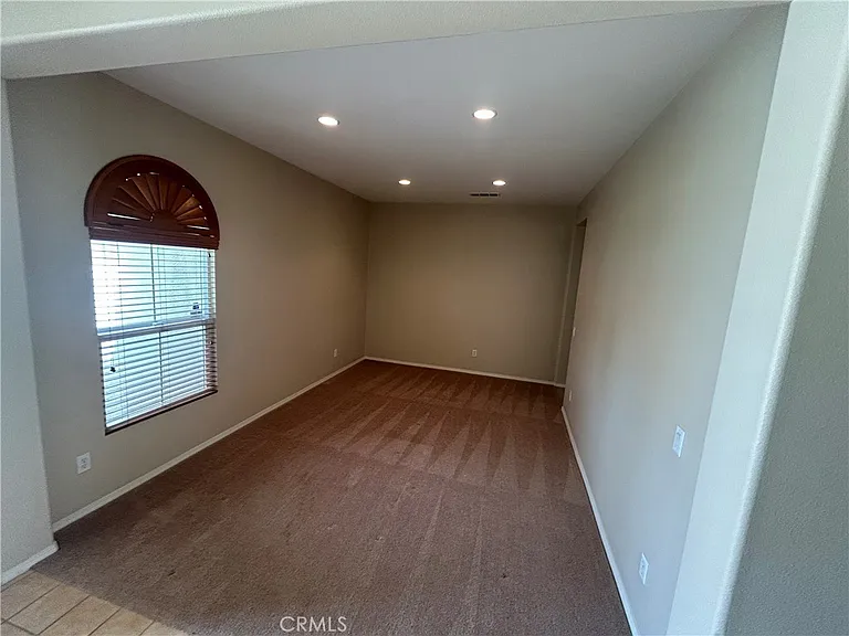 1531 Preston Dr — Photo 13
