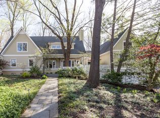 821 Clinton Pl, Mc Lean, VA 22101