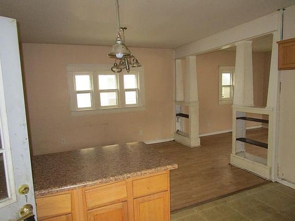 KITCHEN INTO DINING ROOM